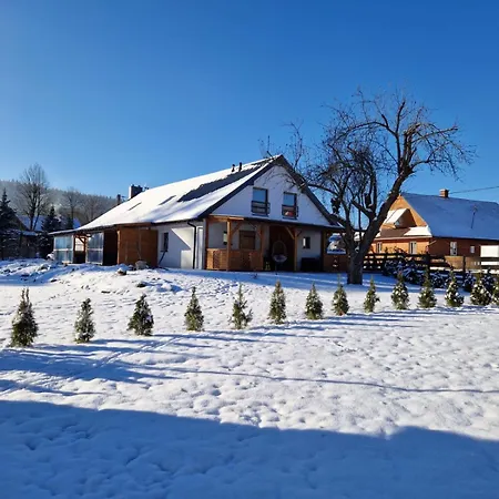 Magorka Apartment Krempna Exterior photo